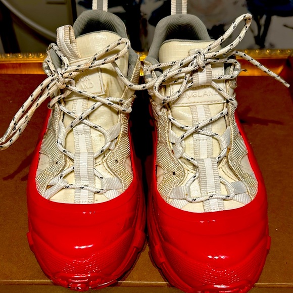 BURBERRY LOW TOP - Picture 1 of 17